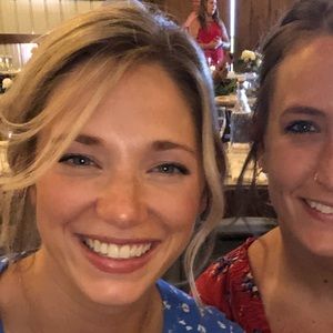 Meet your Posher, Leigh